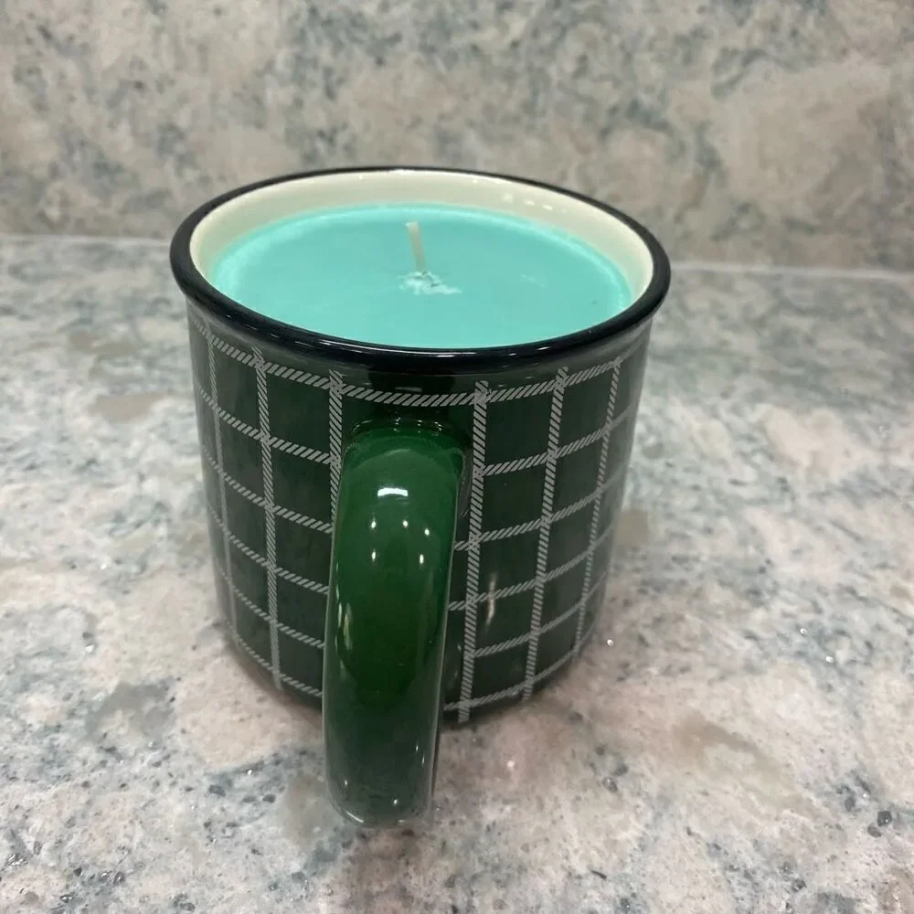 Pine Mist Scented Candle